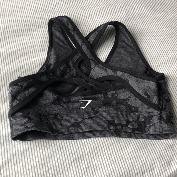 Gymshark xs camo bra - Picture 2 of 2